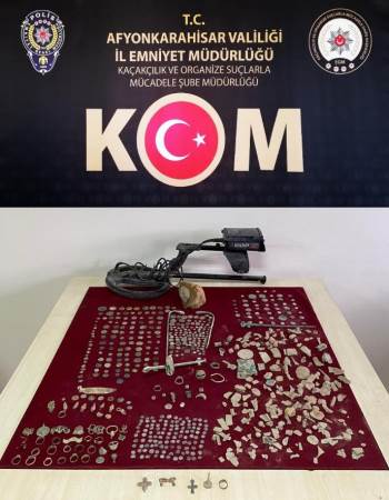 Ev Ve İş Yerinden 662 Adet Tarihi Eser Çıktı
