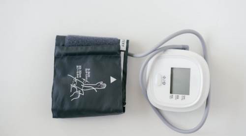 Evde tansiyon nasıl ölçülür? Doğru sonuç için bilinmesi gerekenler ve en sık yapılan hatalar