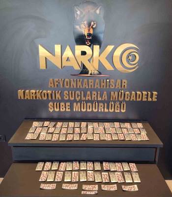 Eve Yapılan Uyuşturucu Baskınında 1257 Adet Uyuşturucu Hap Da Ele Geçirildi
