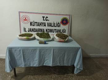 Evinde Uyuşturucu Ele Geçirilen Zanlı Gözaltına Alındı
