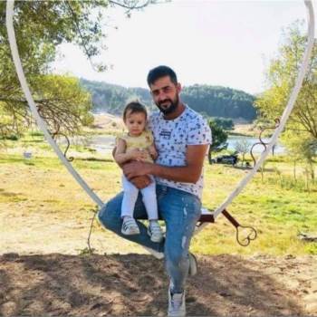 Evinin Çatısından Düşen Genç Hayatını Kaybetti
