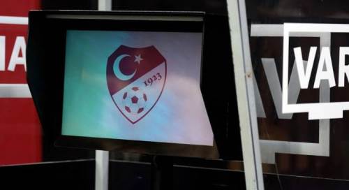 Eyüpspor - Başakşehir maçının VAR'ı belli oldu!