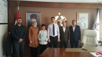 Ezan Okuma Yarışmasında Birinci Oldu
