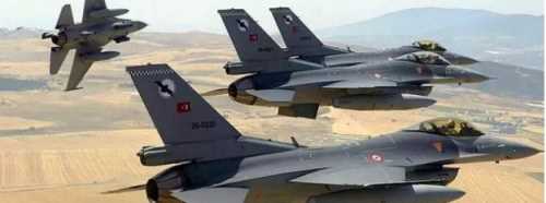 F 16'LAR SINIRDA DEVRİYE UÇUŞU YAPTI