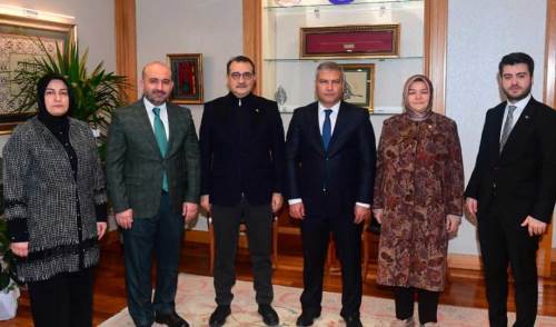 Fatih Dönmez ve Ayşen Gürcan’dan Anadolu Üniversitesi rektörüne ziyaret