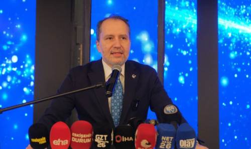 Fatih Erbakan Eskişehir’de konuştu: “Türkiye’nin yüzde 80’ini yoksulluk sınırının altında gelire sahip”