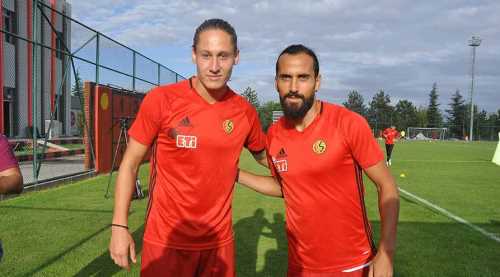 Felix’i kaptı getirdi