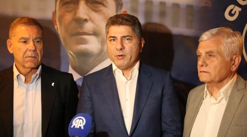 Fenerbahçe'de Seçim Olacak Mı ? O İsim Adaylığını Açıkladı