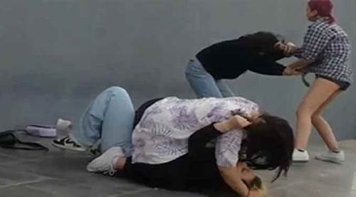 Fenomen olmak için acımasızca dövdüler!