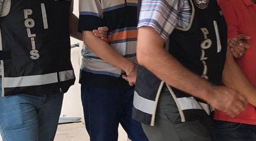 FETÖ'cü öğretmenlere hapis cezası