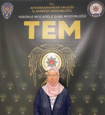 Fetö’Nün Avukatlardan Sorumlu Ablasını Afyonkarahisar’Da Polis Yakaladı
