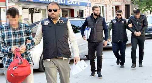 FETÖ operasyonunda 2 kişi yakalandı