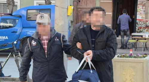 FETÖ şüphelisi 17 polis adliyede