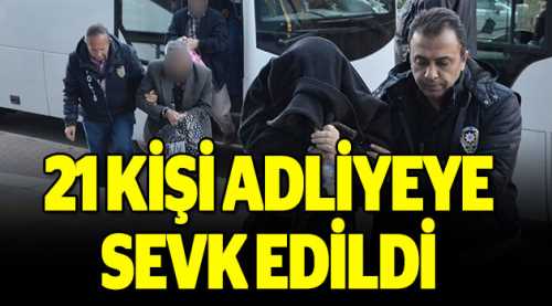 FETÖ şüphelisinden Rabia işareti
