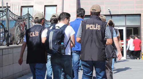 FETÖ zanlıları adliyeye sevk edildi