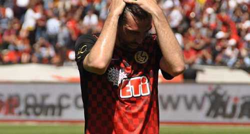 FİGUERAS ELDEN KAÇTI 