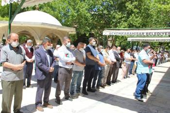 Filistin’De Şehit Olan Vatandaşlar İçin Afyonkarahisar’Da Gıyabi Cenaze Namazı Kılındı
