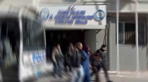 Film gibi dolandırıcılık: İçeceklerine 'kokusuz aseton' atıp...