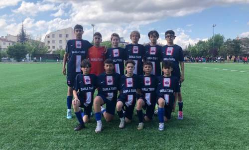 Finaldeki gruplar aynı takımdan