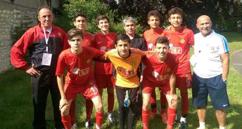 FİNALE YÜKSELDİLER