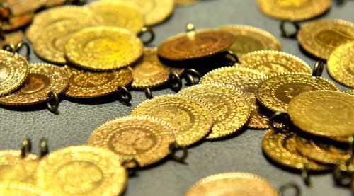 FİYATI DUYAN KUYUMCUYA KOŞTU