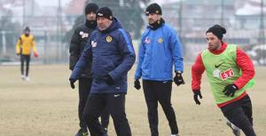 Forma aslanın ağızında