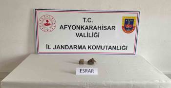 Fransa’Dan Sipariş Ettiği Esrar Kargosunu Alamadan Jandarmaya Yakalandı
