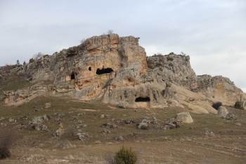 Frig Vadisi Baharda Ziyaretçilerini Bekliyor
