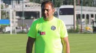 Fuat Çapa: Kimsenin yeri doldurulamaz