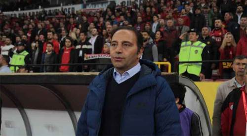 Fuat Çapa'nın gurur günü! Gözyaşlarını tutamadı...