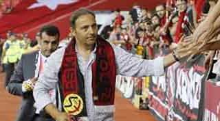 Fuat Çapa'ya yılın centilmenlik ödülü verildi