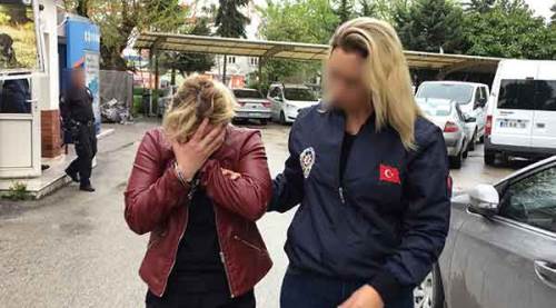 Fuhuş bahanesiyle şantajdan yakalandı, hıçkırıklara boğuldu