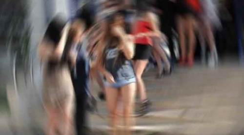 Fuhuş çetesine dev operasyon! 60 adrese baskın...