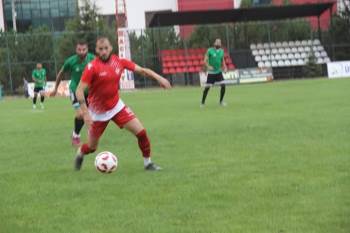 Futbol Takımları Kamp Sürecinde Hazırlık Maçı İçin Şuhut’U Seçiyor
