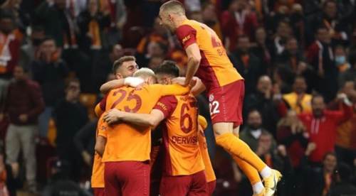 Galatasaray’da 26. Şampiyonluk Coşkusu! Taraftarlar Kutlama Detaylarını Araştırıyor