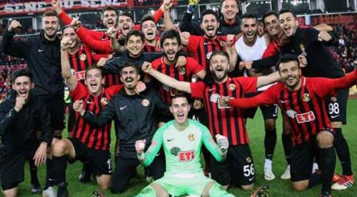 Galibiyet Eskişehirspor'u düzlüğe çıkarır!