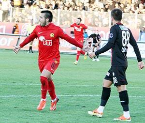 Galibiyette başrol oynadı