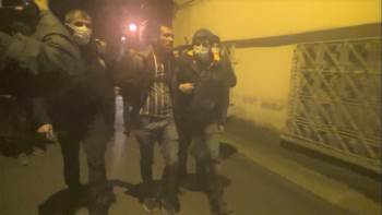 Gasp Girişiminde Bulunduğu İddia Edilen 2 Irak Uyruklu Şüpheli Polisin Operasyonuyla Yakalandı
