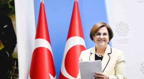 Gaye Usluer: Ülkeyi iflasa zorlayan bu bütçeye ‘hayır’ diyoruz”!