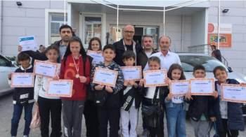 Gazi Emet İlk Ve Ortaokulu Zeka Oyunları İl Turnuvasında Dereceye Girdi
