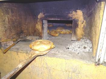 Geç Bayatlayan Köy Ekmeğini Aylarca Tüketiyorlar
