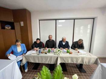 Geçici Belediye Binasında İlk Toplantı Yapıldı
