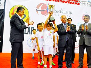 Gecikmeli ödül töreni