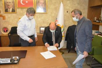 Gediz Belediyesi, En Düşük İşçi Ücretini 3 Bin 800 Tl Yaptı
