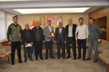 Gediz Belediyesi’Nden Amatör Spor Kulüplerine Maddi Destek
