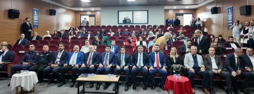 Gediz’de bilim rüzgarı: Uluslararası kongreye yoğun katılım