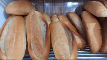 Gediz’De Ekmek 7 Tl Oldu
