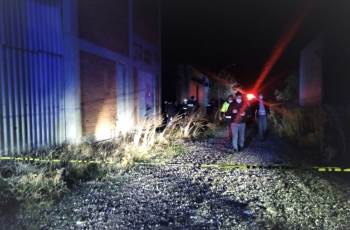 Gediz’De Eski Fabrika Arazisinde Erkek Cesedi Bulundu
