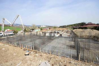 Gediz’De Gençlik Merkezi İnşaatı Başladı
