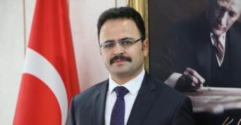 Gediz’De Kapı Önlerinde Sigara İçilmesi Yasaklandı
